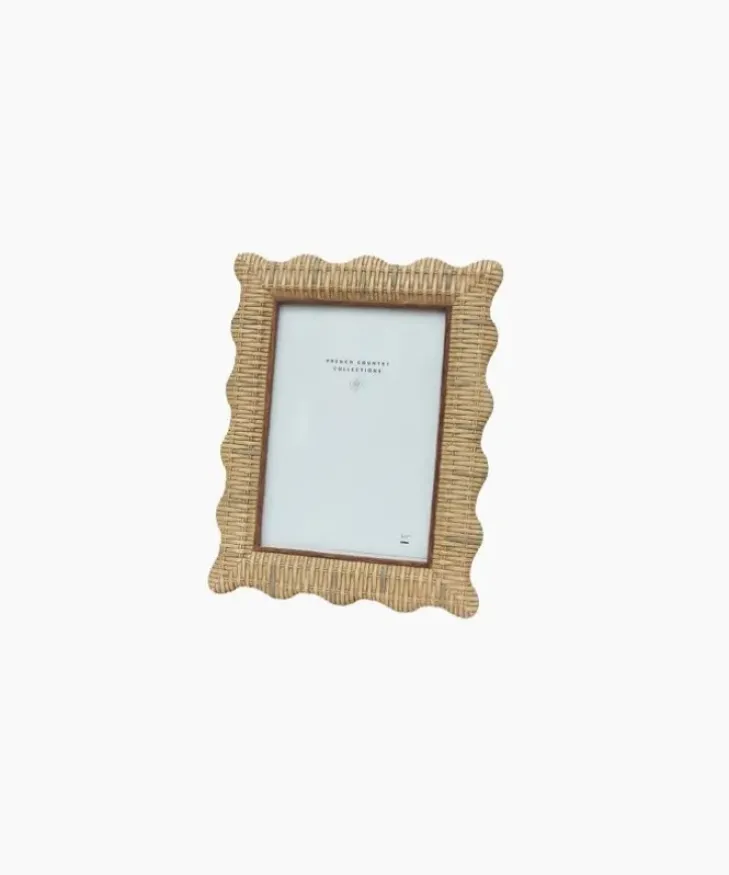 Sale Rattan Wavy Photo Frame 5x7 Photoframes