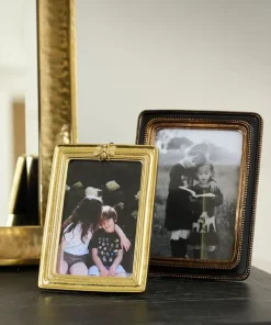 Hot Ribbed Bee Frame Gold 4x6 Photoframes