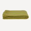 Fashion Throw Tassle Verde Throws & Blankets